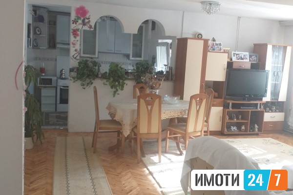 Се издава Куќа во  нас Железара