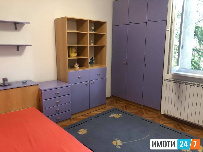 Се издава Стан во  нас Козле