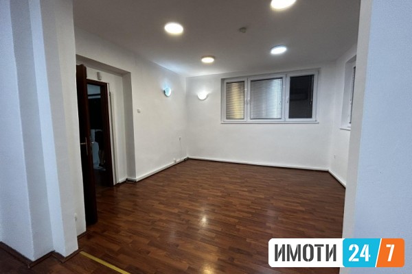 Rent Office space in   Centar