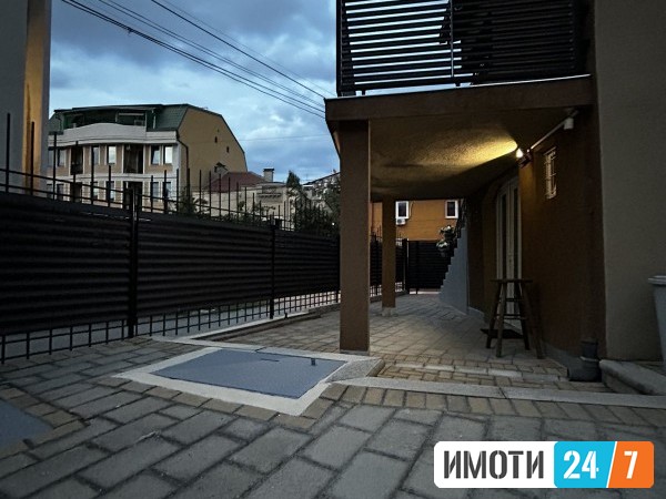 Rent Office space in   Centar