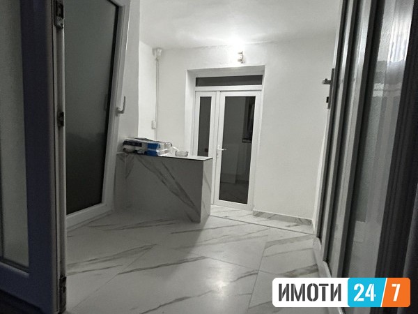 Rent Office space in   Centar