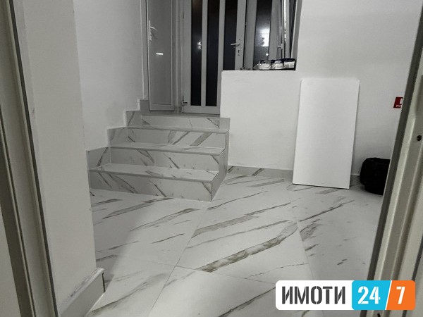 Rent Office space in   Centar