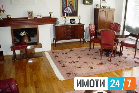 Rent House in   Crniche