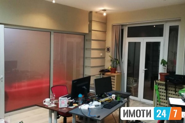 Rent Office space in   Centar