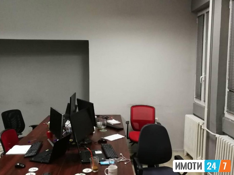 Се издава Деловен простор во  нас Центар