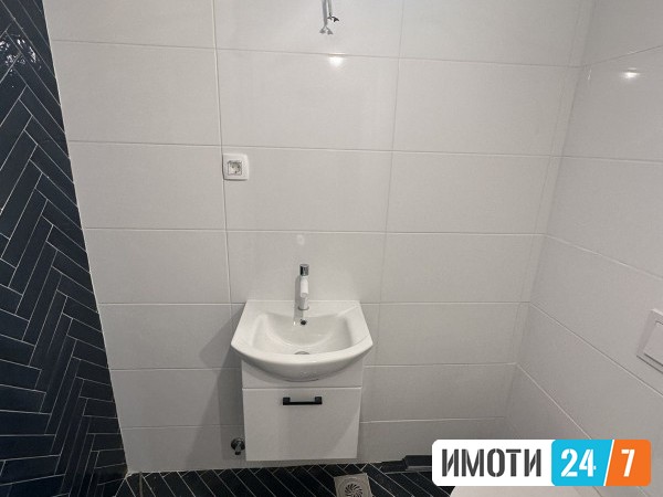 Се продава Стан во  нас Центар