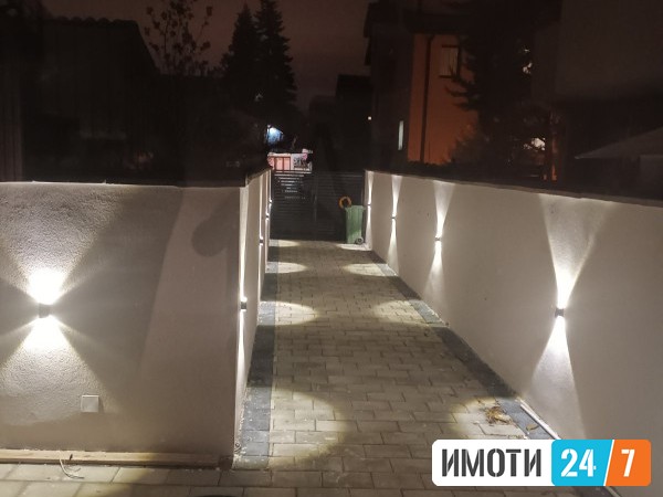 Се издава Куќа во  нас Влае