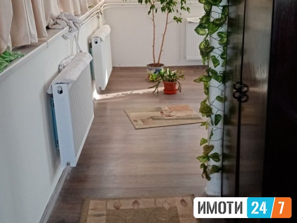 Се продава Стан во  нас Центар