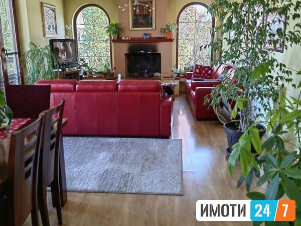 Се продава Куќа во  нас КВода