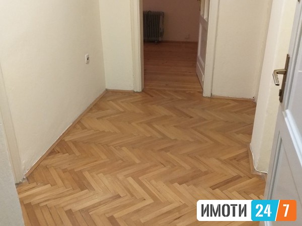 Се издава Деловен простор во  нас Центар