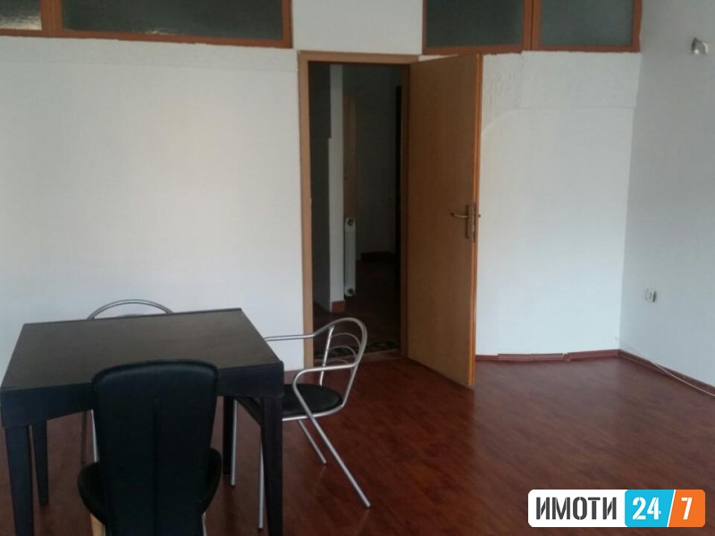 Rent Office space in   Centar