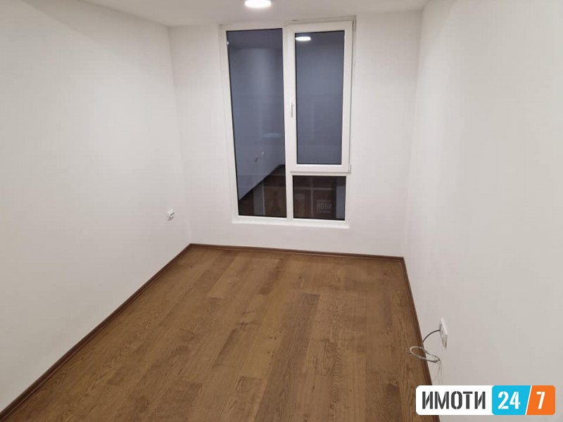 Се продава Стан во  нас Петровец