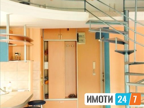 Се продава Стан во  нас Центар