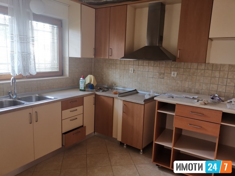 Rent House in   Zhdanec