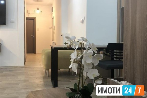 Rent Office space in   Centar