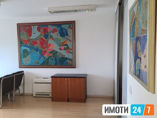 Се издава Деловен простор во  нас Аеродром