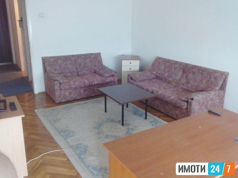 Се издава Стан во  нас Центар