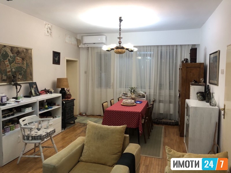 Се продава Стан во  нас Центар
