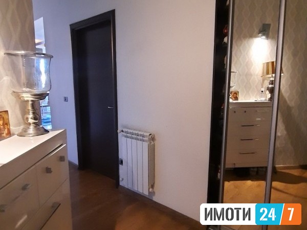 Се продава Стан во  нас Центар