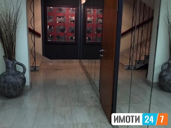 Се продава Стан во  нас Водно
