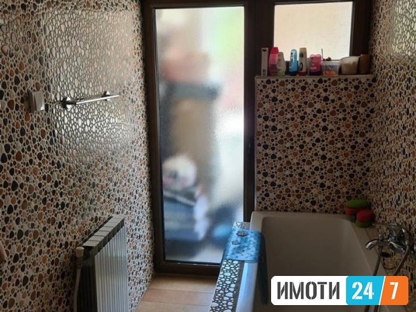 Се продава Стан во  нас Центар