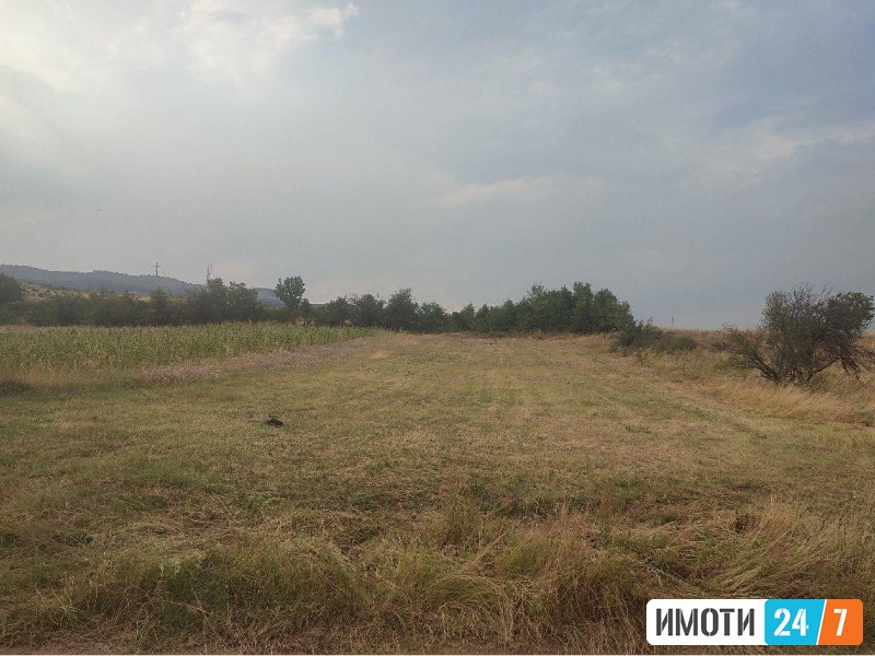 Се продава Плац во  нас КВода
