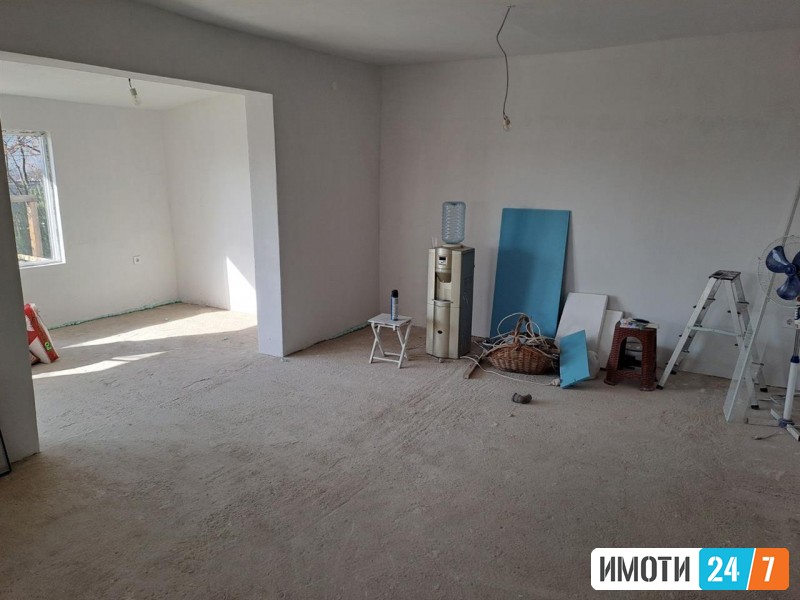 Sell House in   Други