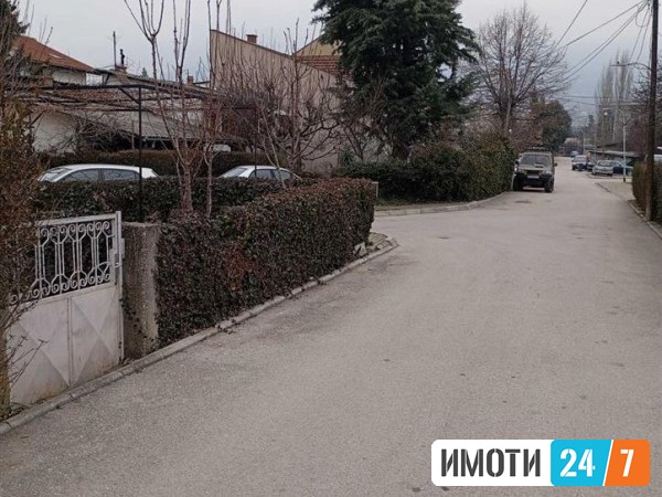 Се продава Куќа во  нас Влае