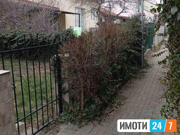 Се продава Куќа во  нас Влае