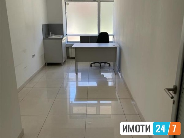 Се издава Деловен простор во  нас Тафталиџе 2