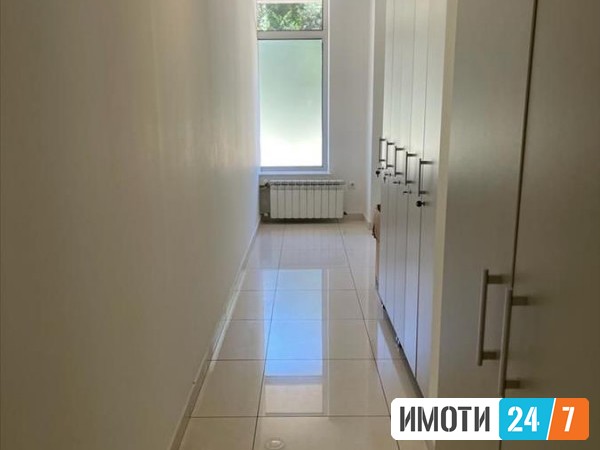 Се издава Деловен простор во  нас Тафталиџе 2