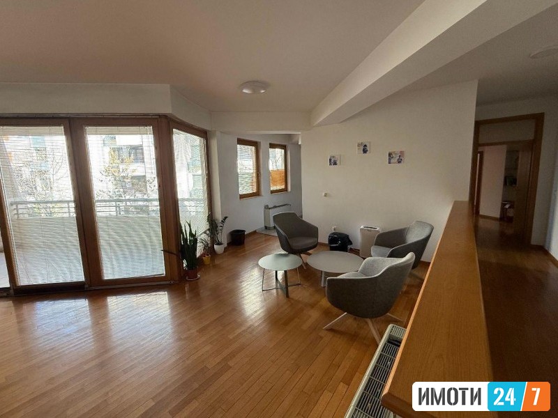 Се издава Деловен простор во  нас Карпош 2