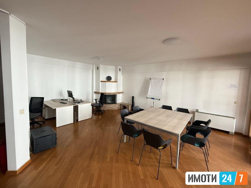 Се издава Деловен простор во  нас Карпош 2