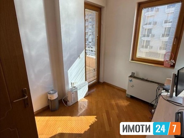 Се издава Деловен простор во  нас Карпош 2