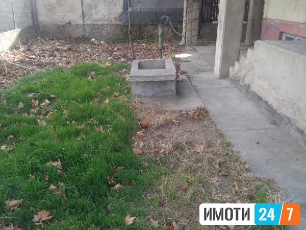 Се продава Куќа во  нас ЃПетров