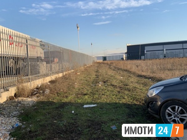 Се продава Плац во  нас Петровец