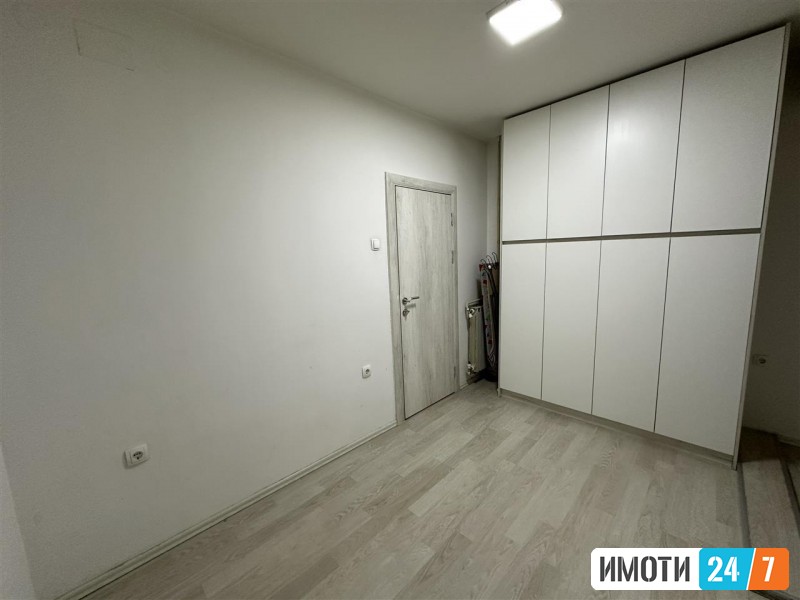 Sell Apartment in   Zhelezara