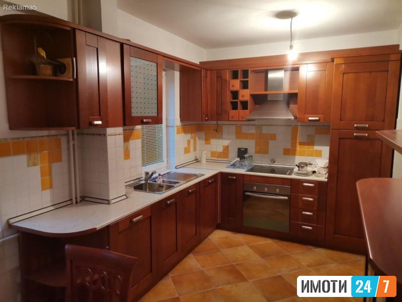 Се издава Стан во  нас Капиштец