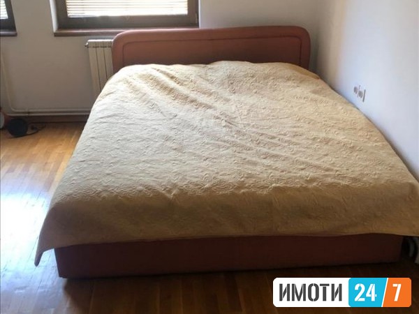 Се издава Куќа во  нас Центар