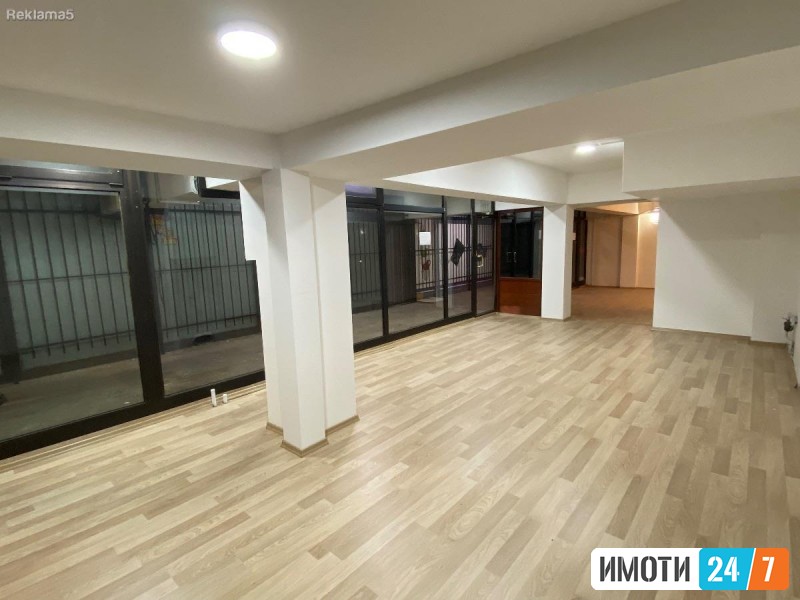Sell Office space in   Karposh 4