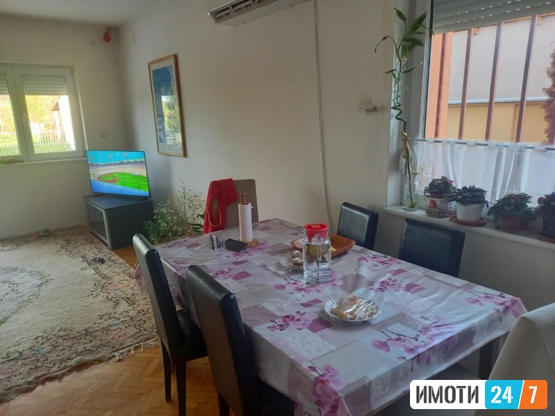 Се продава Куќа во  нас Петровец