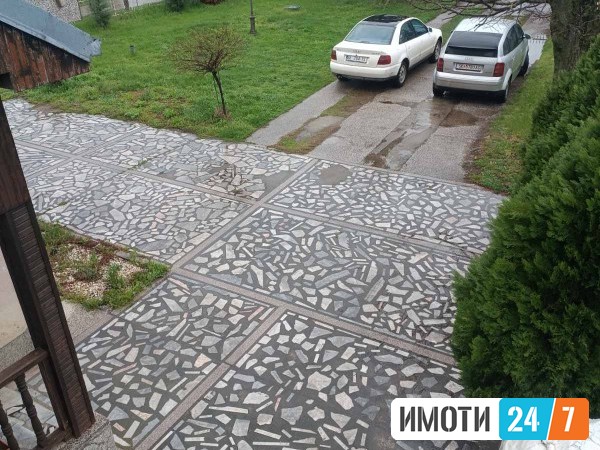Се продава Куќа во  нас Петровец