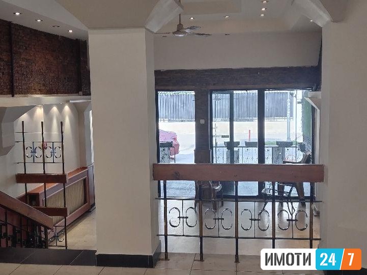 Rent Office space in   Centar