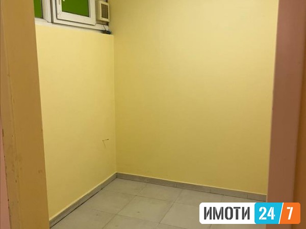 Се продава Деловен простор во  нас Тафталиџе 1