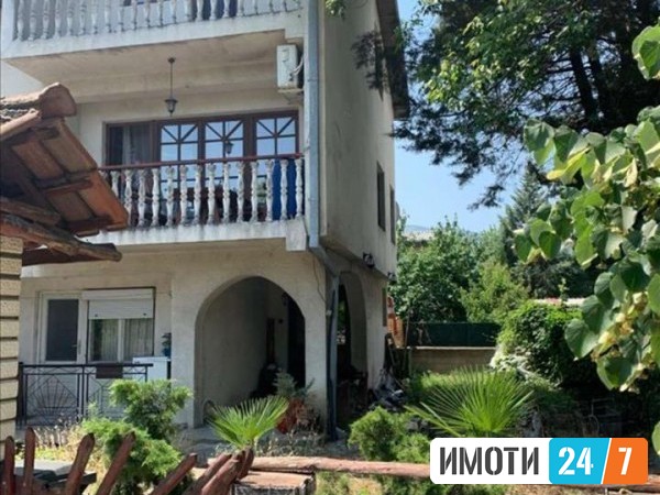 Се продава Куќа во  нас Влае