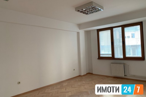 Rent Office space in   Centar