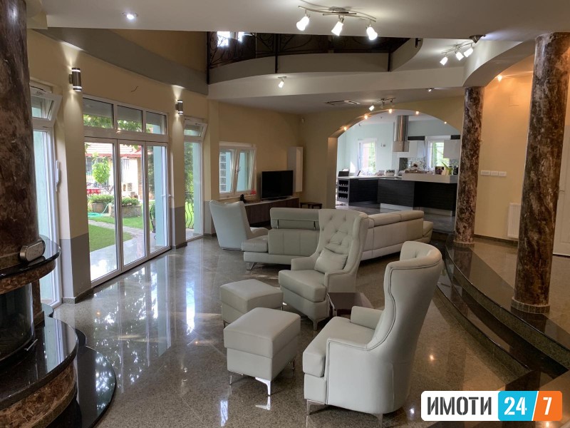 Rent House in   Zlokukjani