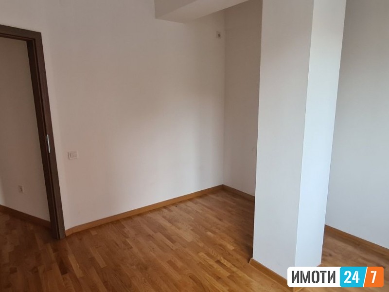 Rent Office space in   Centar