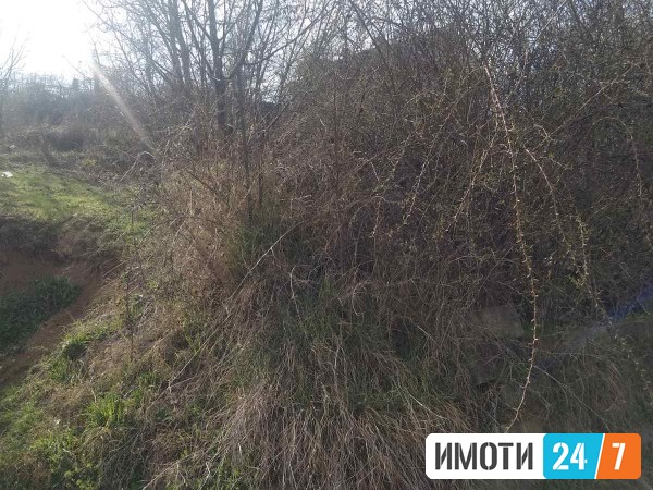 Се продава Плац во  нас Нерези
