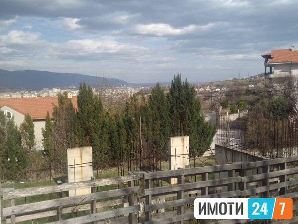 Се продава Плац во  нас Нерези